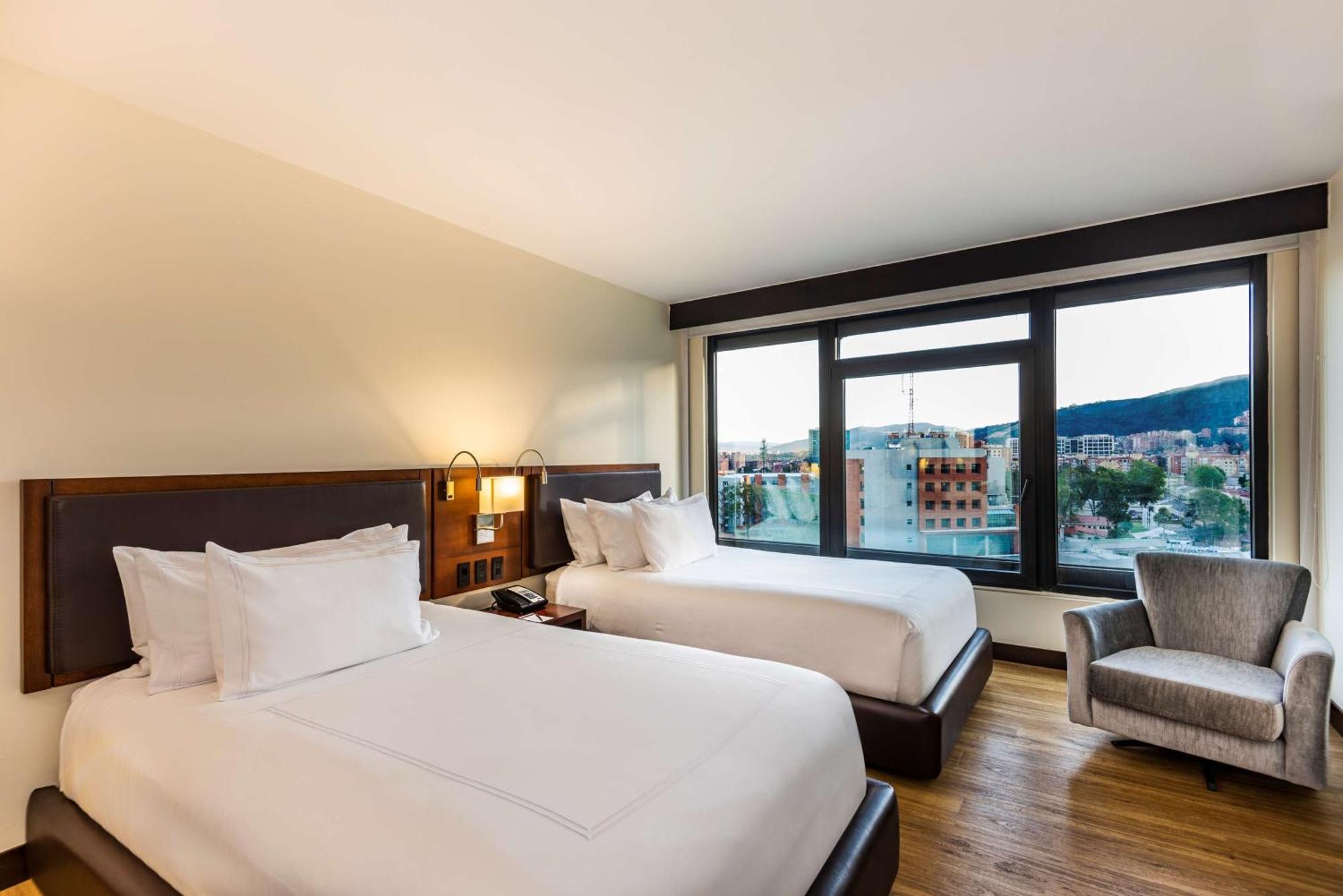 Отель Nh Collection Bogota Wtc Royal Экстерьер фото