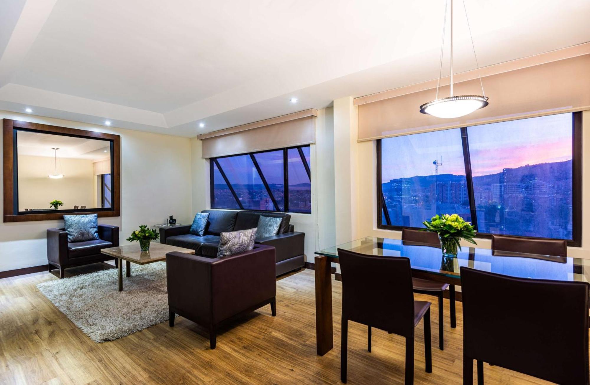 Отель Nh Collection Bogota Wtc Royal Экстерьер фото
